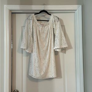 Lilly Pulitzer Off Shoulders dress